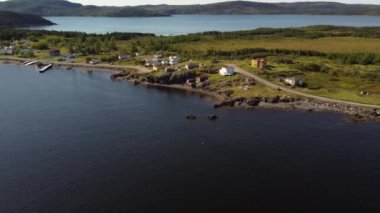 Cape Bonavista Newfoundland 'daki Kanada' nın kayalık doğu kıyısındaki deniz evleri..