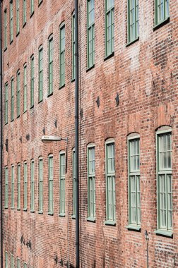 Tuğla duvar önü binası, İsveç