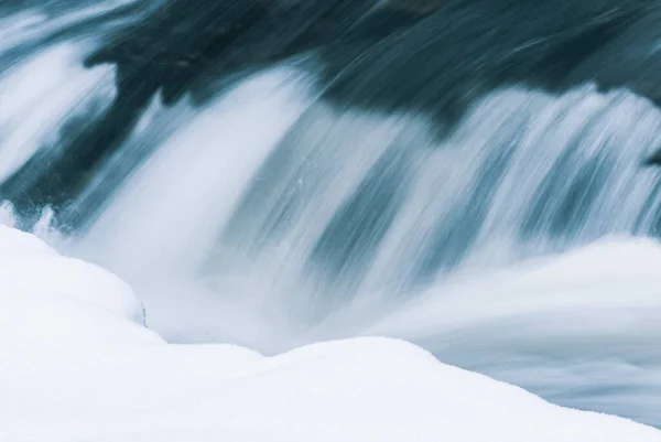 Água Que Flui Rio Inverno — Fotografia de Stock