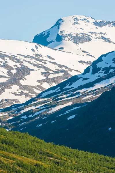 Montañas Cubiertas Nieve Verano — Foto de Stock