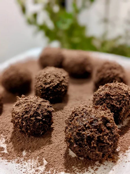 Vegansk hemgjord choklad tryffel — Stockfoto