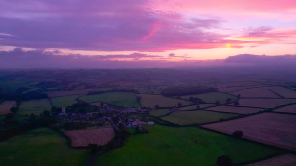 Puesta Sol Sobre Los Campos Dron Berry Pomeroy Village Devon — Vídeo de stock