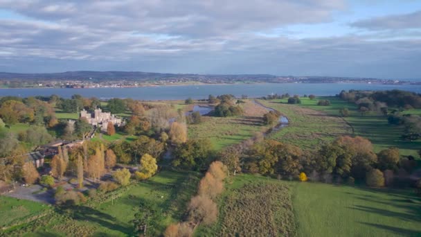 Panorama Powderham Castle Park Drone Autunno Colori Exeter Devon Inghilterra — Video Stock