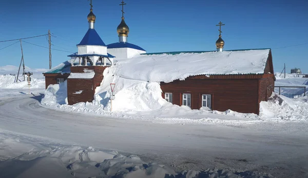 Orthodoxe Kerk Overstroomd Sneeuw Winter Overdag Tsjoekotka Rusland — Stockfoto