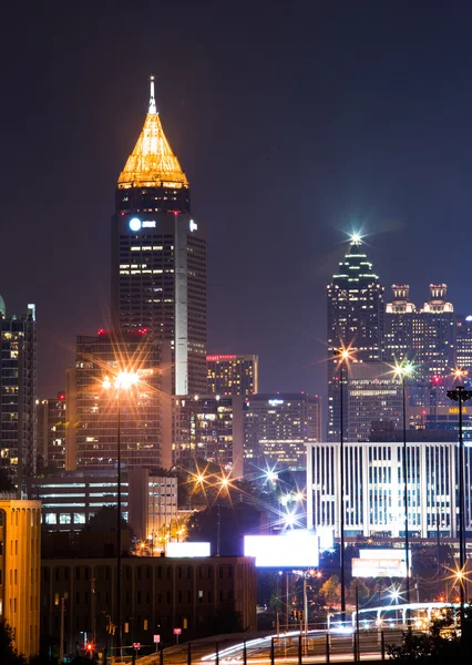 Atlanta downtown alacakaranlıkta — Stok fotoğraf