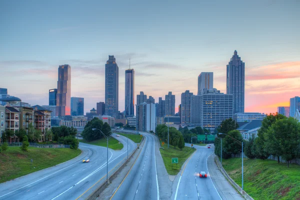 Atlanta downtown i skymningen — Stockfoto