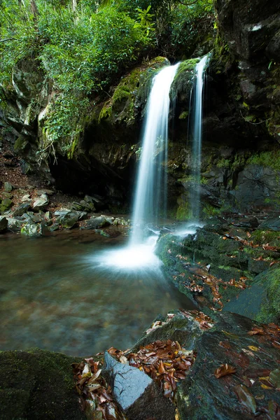 Grotto Falls in Great Smoky Mountain — Stock Photo, Image