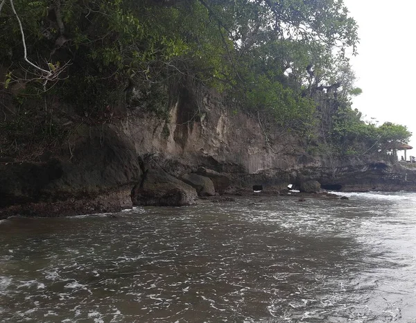 Batu Karang Laut Batu Karang Pantai Gelombang Memukul Batu — Stok Foto