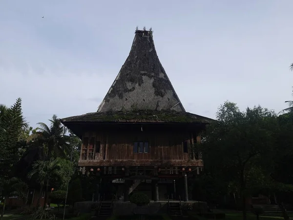 塔曼迷你公园 美丽的印度尼西亚缩影 帝汶人博物馆 东帝汶博物馆位于印度尼西亚Indah的Taman Mini — 图库照片