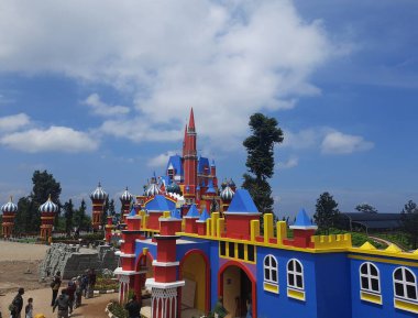 Endonezya 'da renkli bir Kastilya. Subang Şatosu