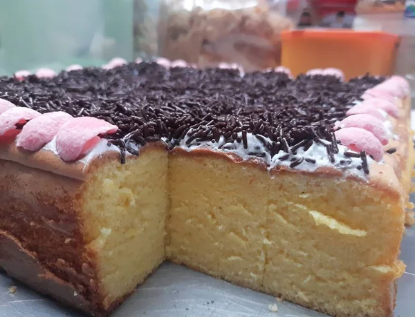 Tatlı Olarak Ben Soslu Browni Pastası Çikolatalı Kek Çikolata Soslu — Stok fotoğraf