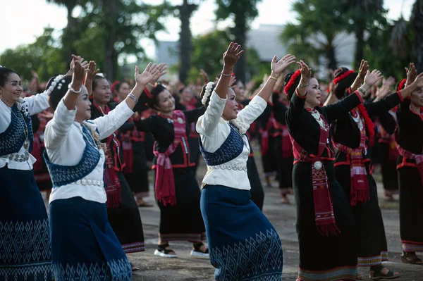 Сакон Нахон Таиланд Октября 2020 Года Традиционный Танцевальный Парад Неопознанных — стоковое фото