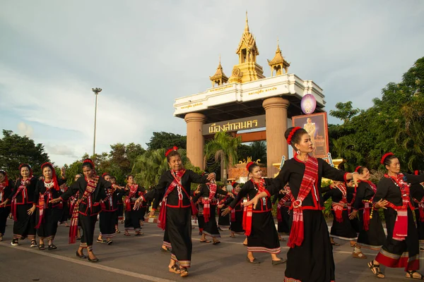 Sakon Nakhon Thailand Oct 2020 Unidentified Woman Traditional Dancing Parade — Stock Photo, Image