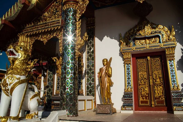 Thai Church Practice Dharma Monks Wat Phra Choeng Chum Worawihan — Foto de Stock