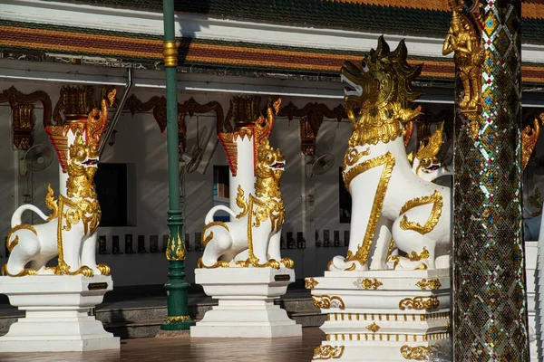 Leo Lion Serves Protection Preserving Place Wat Phra Choeng Chum — Stock Photo, Image