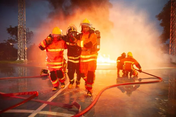 Pichit Thailand August 2020 Unidentified Asian Firefighter Saves Teammates Burn —  Fotos de Stock