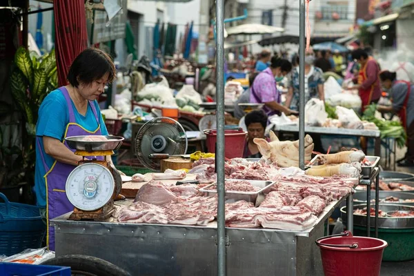 Phichit Thailand Ağustos 2020 Kimliği Belirlenemeyen Tayland Satıcılar Taze Domuz — Stok fotoğraf