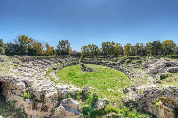Roma Syracuse Amfitiyatrosu Sicilya Neapolis Arkeoloji Parkının Içinde — Stok fotoğraf