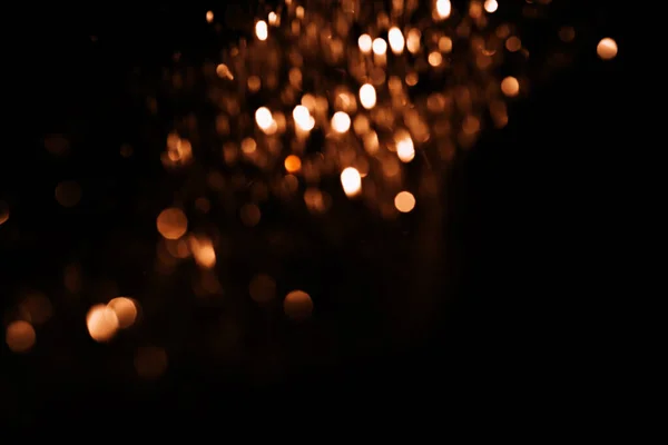 Падаючі розмиті вогні на чорному тлі, накладений шар — стокове фото