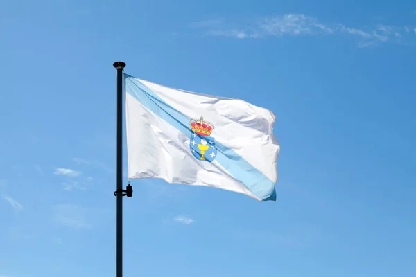 Flag Galicia Waving Atop Its Pole Blue Sky — Fotografia de Stock