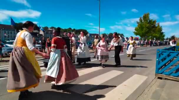 Landerneau Γαλλία Ιουλίου 2022 Χορευτές Κατά Διάρκεια Του Φεστιβάλ Του — Αρχείο Βίντεο