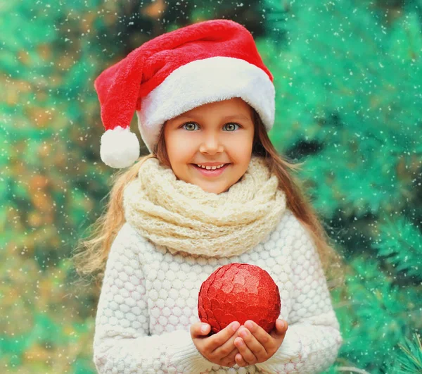 Portrait Happy Little Girl Child Santa Red Hat Holding Ball — Stock Photo, Image