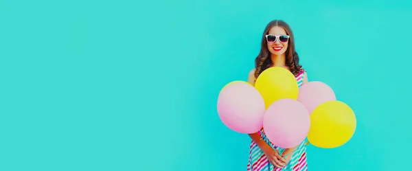 Portrait Beautiful Happy Smiling Young Woman Bunch Balloons Wearing Colorful — Stock Photo, Image