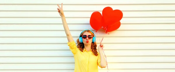 Portrait Young Woman Bunch Red Heart Shaped Balloons Listening Music — Stock Photo, Image