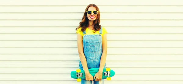 Summer Portrait Happy Smiling Young Woman Posing Green Skateboard White — Stock Photo, Image