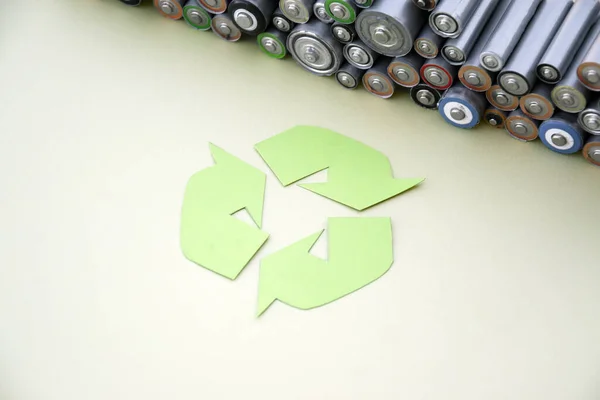 Gebrauchte Batterien Und Ordnungsgemäße Entsorgung Umwelt Und Schmutzgiftiger Batterien Auf — Stockfoto