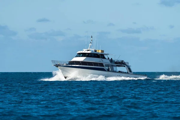 Tropische Insel Great Barrier Reef Korallenriff Yachten Segeln Boote Und — Stockfoto