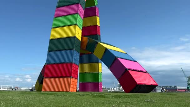 Havre Frankrijk Augustus 2021 Hedendaagse Kleurrijke Installatie Catene Containers Van — Stockvideo