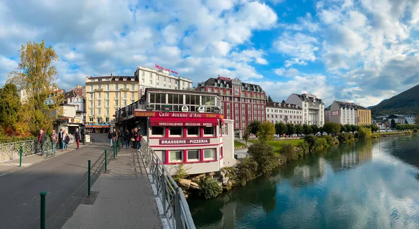 Lourdes France October 2021 Hotels Restaurants Lourdes Riverside River Ousse — стокове фото