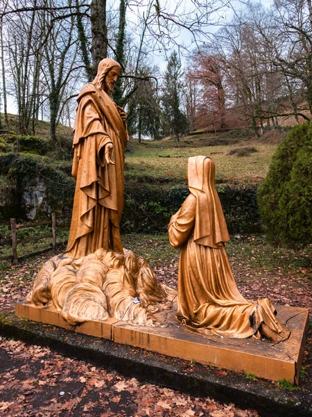 Lourdes France Janvier 2022 Sainte Bernadette Soubirous Agenouillée Devant Jésus — Photo