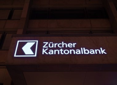 Zürih, İsviçre - 30 Aralık 2021 Zurcher Kantonalbank, İsviçre kanton bankası.