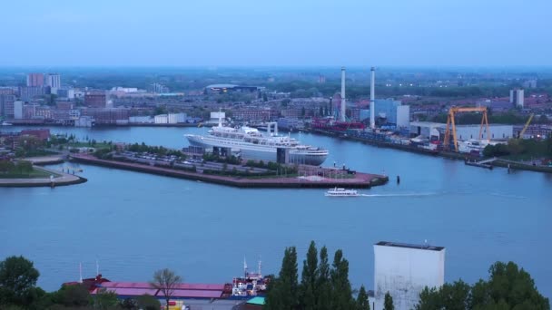 Rotterdam Netherlands April 2022 Big Cruiser Anchored Harbor Rotterdam Blue — Stock video