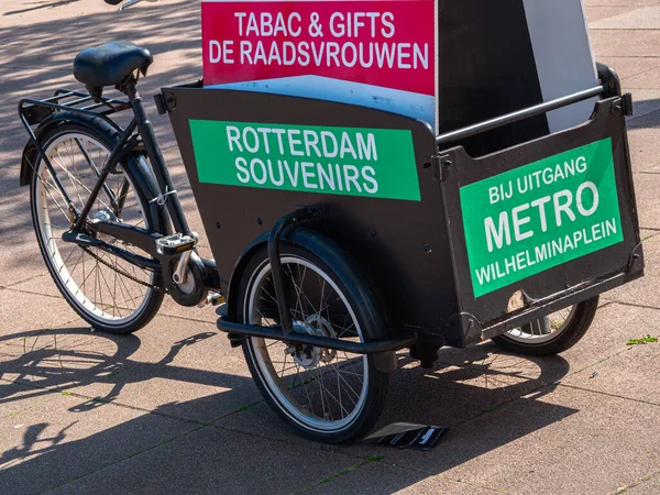 Rotterdam Niederlande April 2022 Dreirad Auf Der Straße Mit Werbung — Stockfoto