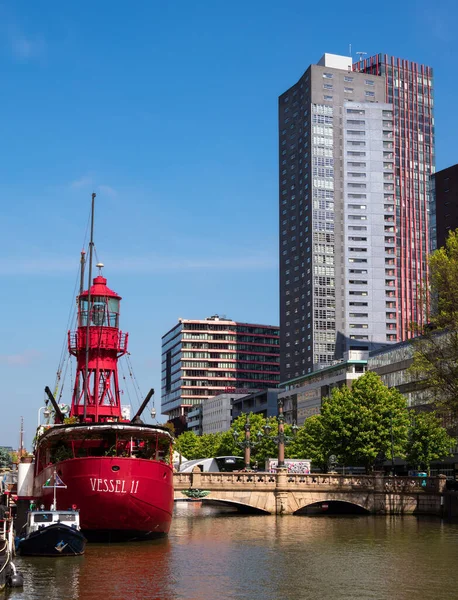 Rotterdam Hollandia 2022 Április Vesel Vörös Hajó Rotterdamban Étteremmé Modern — Stock Fotó