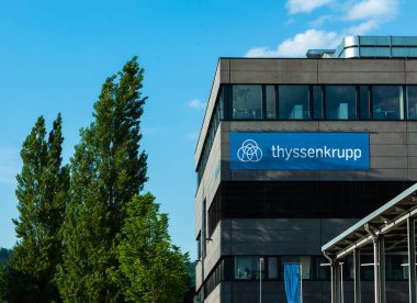 Eschen, Lihtenştayn - 20 Mayıs 2022: ThyssenKrupp AG endüstriyel mühendislik ve çelik üretimi odaklı çok uluslu bir Alman holdingidir..