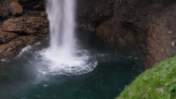 Waterfall Berglistuber Fatschbach Stream Canton Glarus Switzerland — Αρχείο Βίντεο