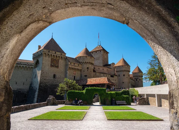 Chillon Suisse Juillet 2022 Vue Travers Arcade Château Médiéval Chillon — Photo