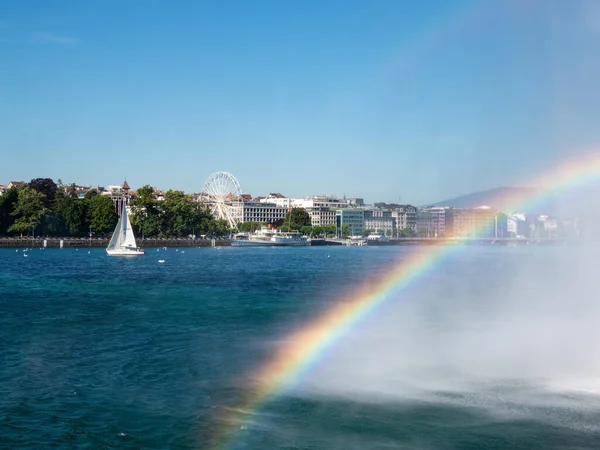 Ginevra Svizzera Luglio 2022 Arcobaleno Dal Getto Acqua Sul Lago — Foto Stock