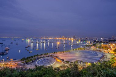 Tayland 'daki Pattaya Körfezi' nde güzel şehir manzarası