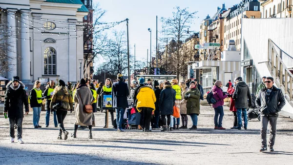 Amnistía Internacional Estocolmo Suecia Celebra Una Reunión Informativa Pequeña Plaza — Foto de Stock