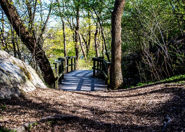 Eski hapishane adası Langholmen 'deki Parkway. Stockholm, İsveç' in merkezi..