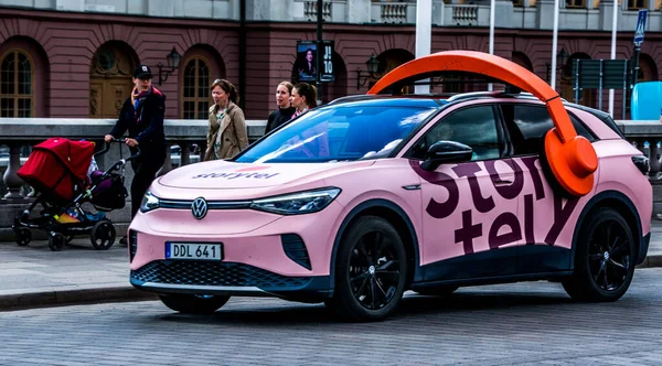 瑞典斯德哥尔摩市中心汽车广告公司Storytel — 图库照片