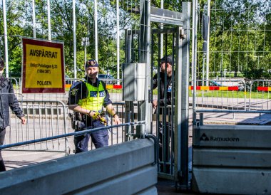 Stockholmsmassan / Alvsjo 'da düzenlenen BM Çevre ve Kalkınma Konferansı Stockholm + 50 Stockholm, İsveç' te büyük ölçekli kapanmalara yol açtı.