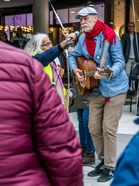 Julian Assange 'ın hapisten salıverilmesi. Açıklama 19 Eylül 2022 'de İsveç' in orta Stockholm kentinde yapıldı...