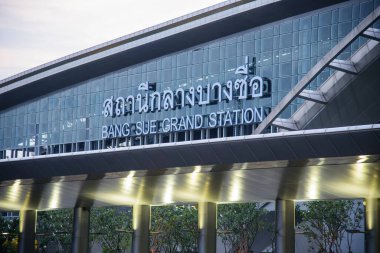 Bangkok, Tayland - 13 Kasım 2021: Bang Sue Grand İstasyonu Bangkok 'taki yeni tren istasyonu merkezi