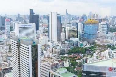 Bangkok, Tayland - 7 Temmuz 2022: Bangkok şehrinin yüksek manzarası